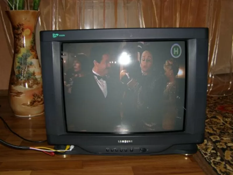 Б/у телевизор Samsung  21