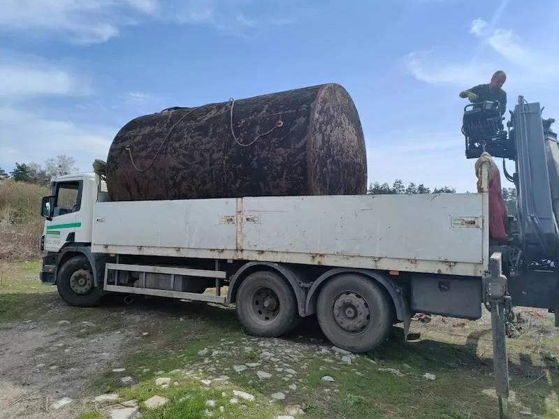 Купуємо металеві ємності будь-якого призначення б.в.  2