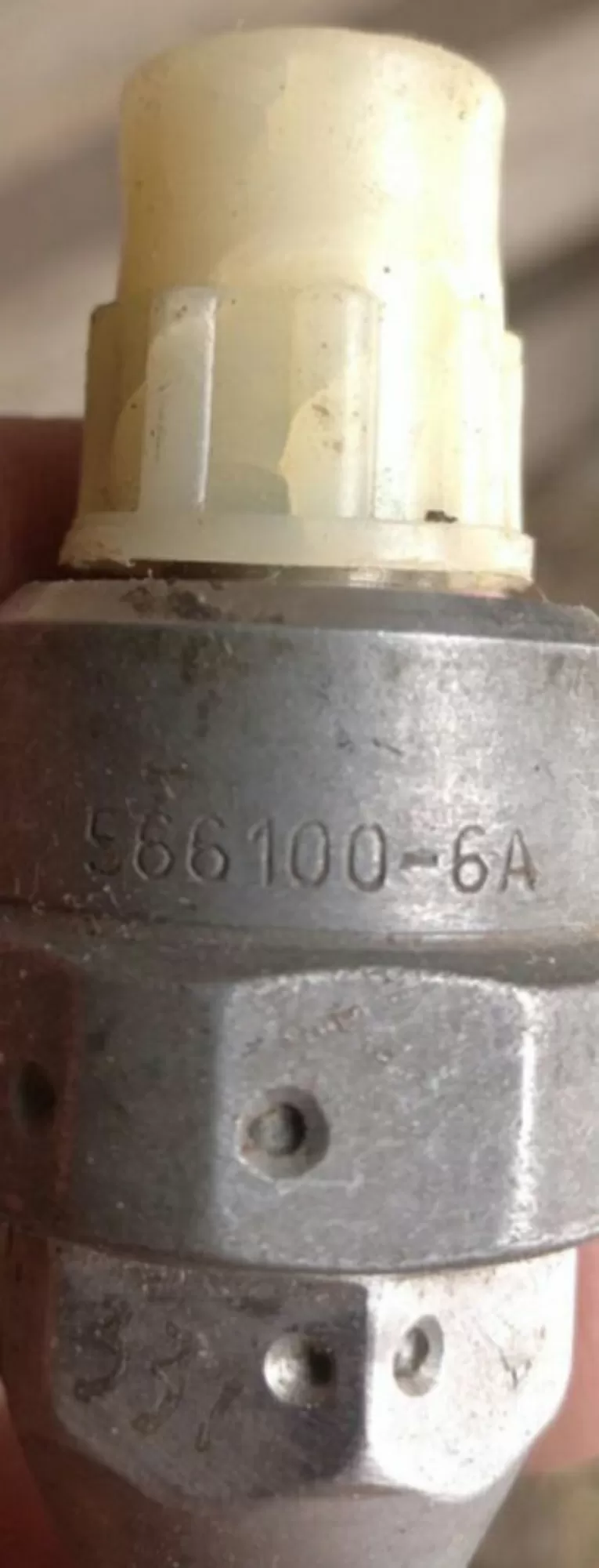 Клапан зворотний 566100-6А