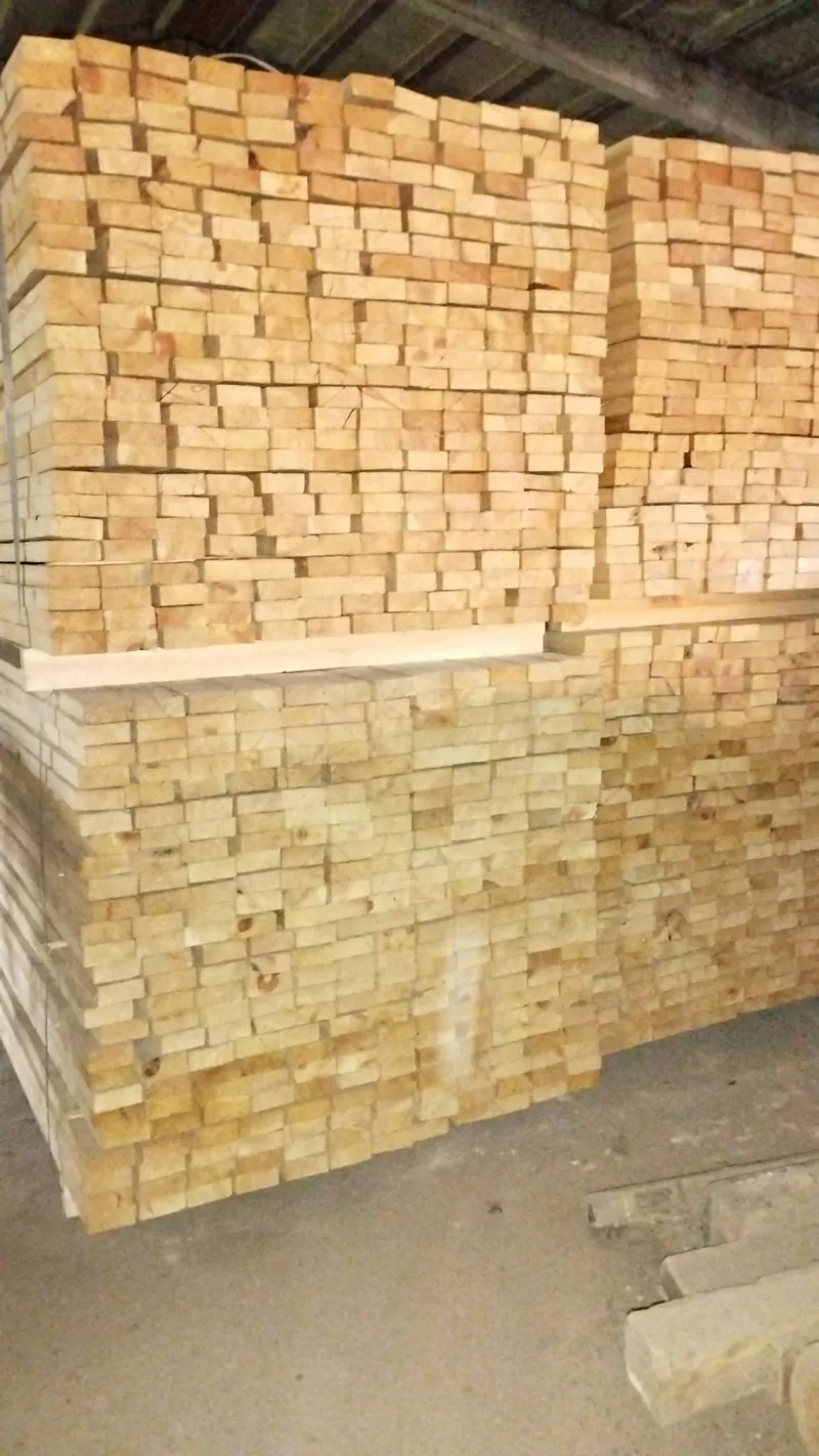 напиляємо  брус та дошку хвойних порід згідно вашому замовленню